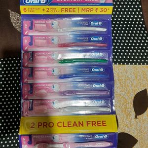 NEW BRANDED ORAL-B  EXTRA SOFT 8 TOOTHBRUSH