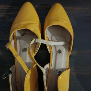 Mango Yellow Sandals 🫶✨