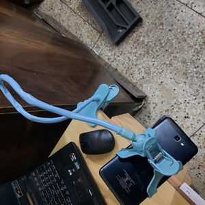 Flexible Mobile Holder