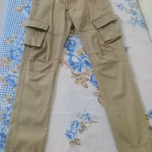 High Quality Cargos Pant Due To Change In Size