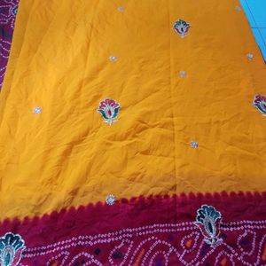 "Pila Saree With Unstitched Blouse