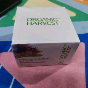 New Organic Harvest Day Cream