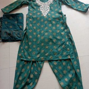 36-38 Winter Woolen Stitched Salwar Suit