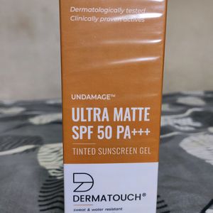 😍Ultra Matte Sunscreen Spf 50+++ 😍