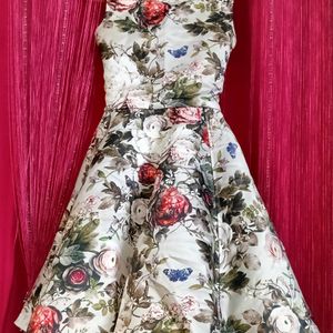 Price Drop Alert! Cute Floral Frock 💖