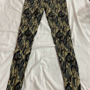 Camouflage Jegging