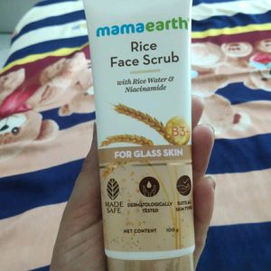 MamaEarth Rice Face Scrub (100gm)
