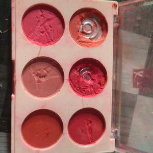 Blush Pallet