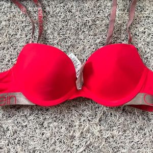 Sale‼️New Calvin Klein Pushup Bra ❤️