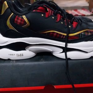 Selling Brand New Campus Sports Shoes For Women