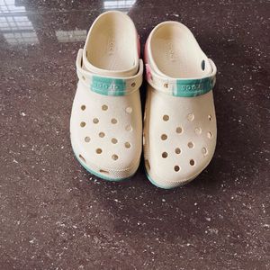 Og Classic Platform Crocs For Women