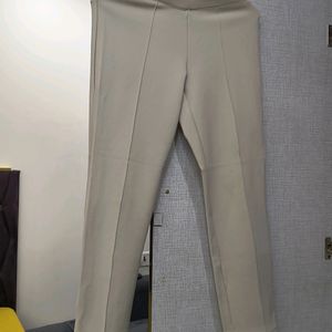 I Want To Sell This Trousers