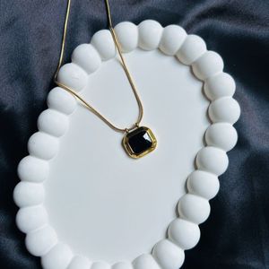 Black stone Neck Chain