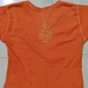 Chikankari short kurti