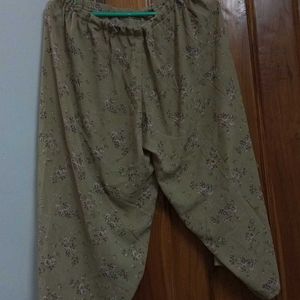 Free Size. Half Long Pant