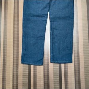 V-31 Size-28 Straight Women Denim Jeans