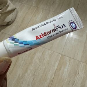 Aziderm Plus