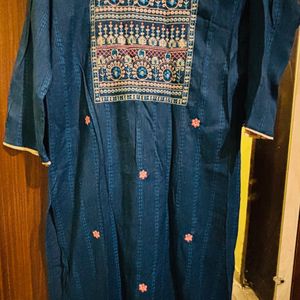 Casual Kurta With Embroidery