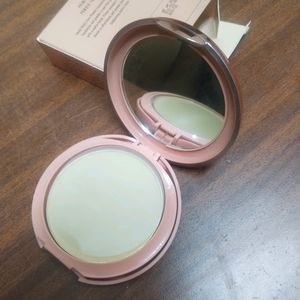 Lakme 9to5 Compact