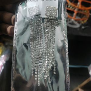 Shining Earrings ( Per Piece 90 Rs )