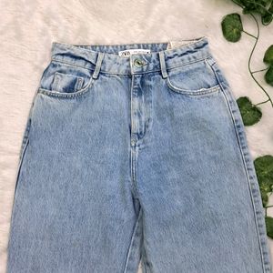 Zara Straight Fit Jeans