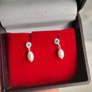 Beautiful New Peral Earrings