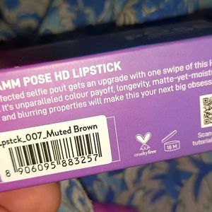 New MyGlamm Pose Muted Brown HD Lipstick