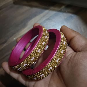 8 Sets Of Bangles