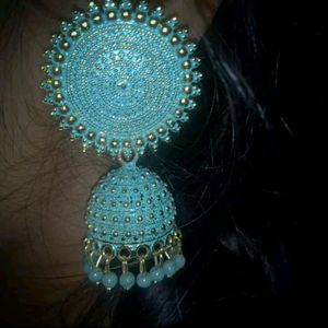 White Jhumka