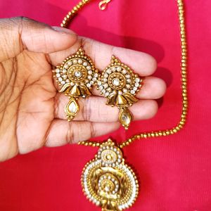 Golden Necklace With Earrings + One Freebie