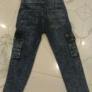 Straight Fit Cargo Jeans