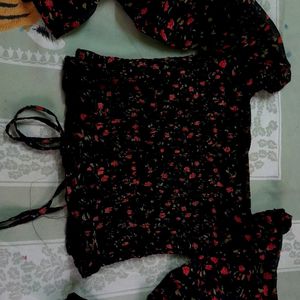 Black Crop Top With Red Flowers Free Size