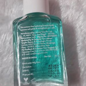 Myglamm Lit Acetone Free Nail Enamel Remover With