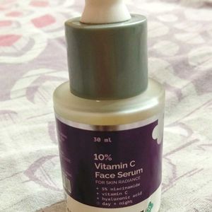 #the Derma Co 10% Vitamin C Face Serum.