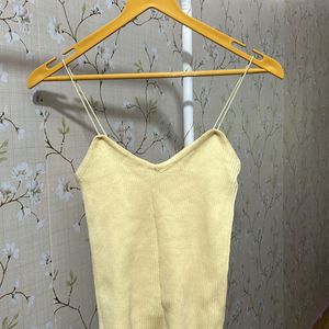 Butter Yellow Top