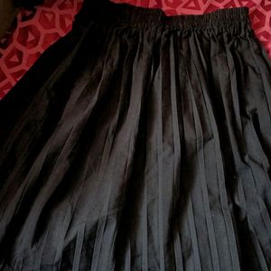 A Line Black Skirt