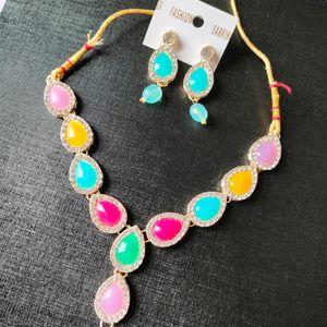 Multicolour Kundan Necklace Set