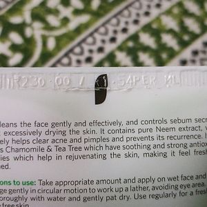 VLCC neem face wash