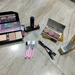 Pack Of 6 Branded Makeup Product Combo