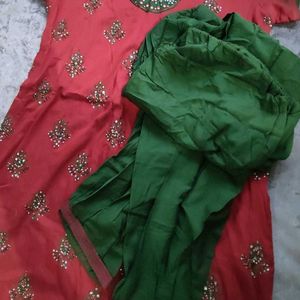 Diwali Sale! Red Green Kurta Set