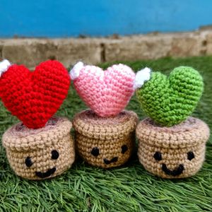 Crochet Heart Pot .