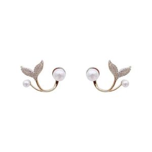 Hot Fish Tail Pearl Stud Earring