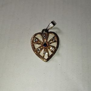 Pendants Without Chains