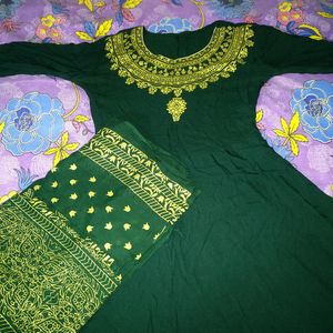 Green Suit With Dupatta