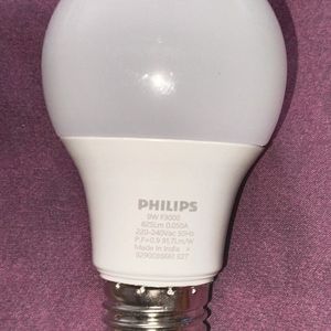 PHILIPS AceSaver 9W GOLDEN YELLOW/3000K  E27 BULB