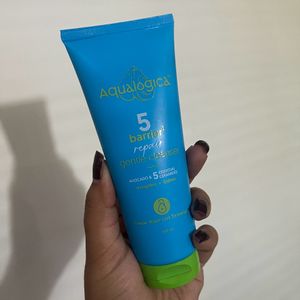 Aqualogica Gentle Cleanser