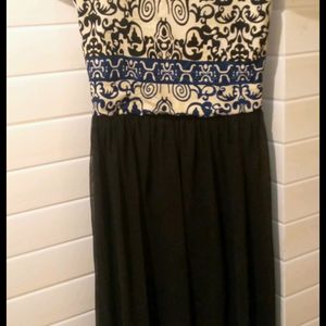 LONG CHIFFON DRESS &HIGH WAIST DENIM JEANS