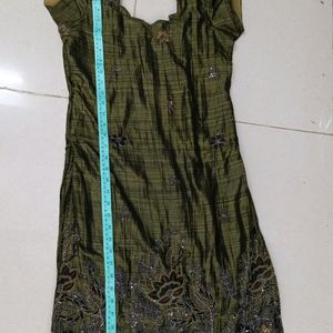 Beautiful Olive Green Kurtha