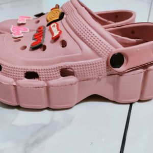 Beautiful Girls Crocs With Charms 🦋