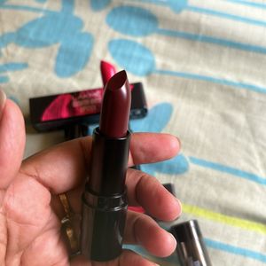 Lakme Cushion Matte Lipstick